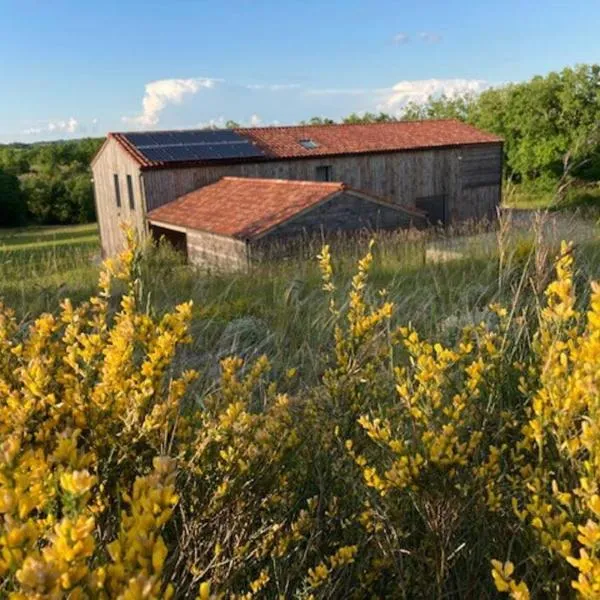 Maisonnette sur le causse du Lot, отель в городе Villesèque