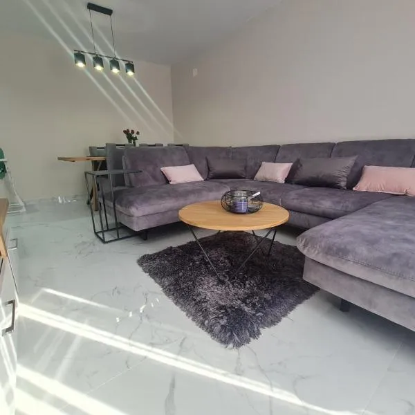 Mias luxury apartment, hotel in Rijeka