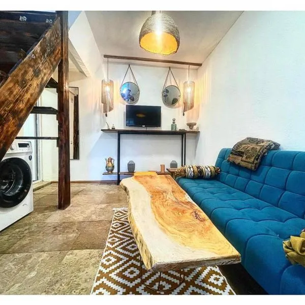 Зелёный двор, hotel v destinaci Kobuleti