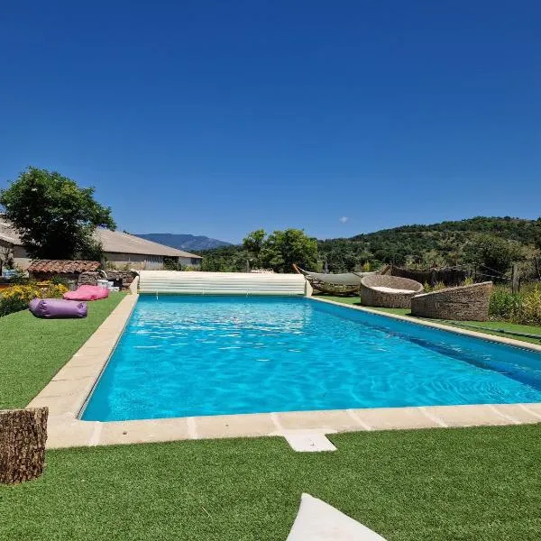 Gîte de Navacelles, hotel v destinaci Blandas