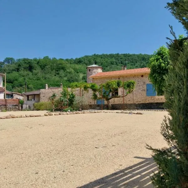 Yac'Aventures, hotel em Dargoire