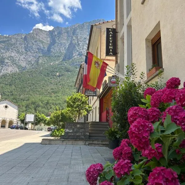 badain, hotel em Salinas de Bielsa