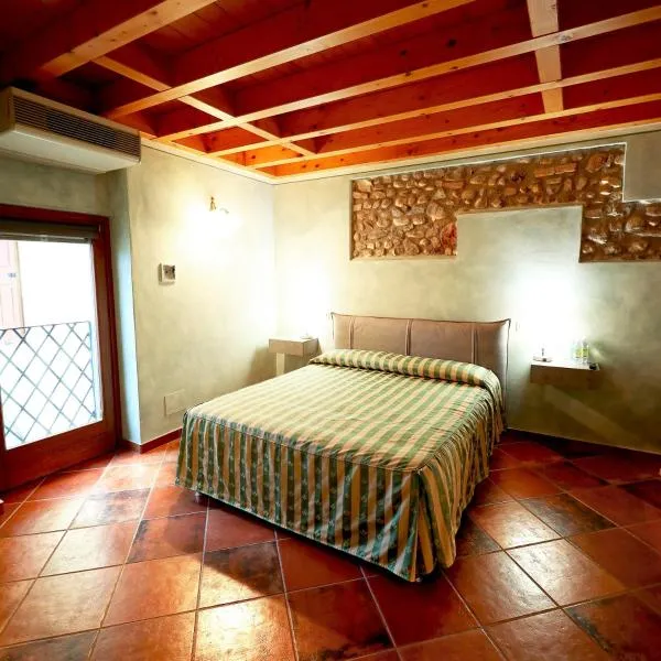 Affittacamere Residenza Del Duca, khách sạn ở Solferino