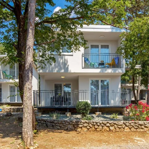 Holiday Homes Oštro, hotel v destinácii Kraljevica