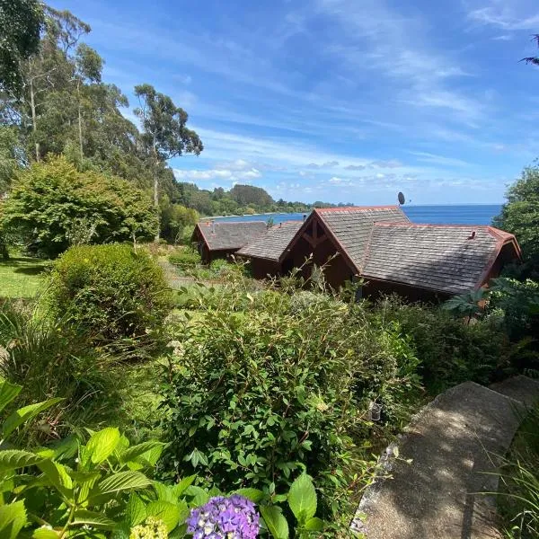 Cabañas Bahia Celeste, Puerto Varas, hotel v mestu Río del Sur