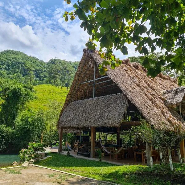 El Retiro Lanquin, hotel i Actelá