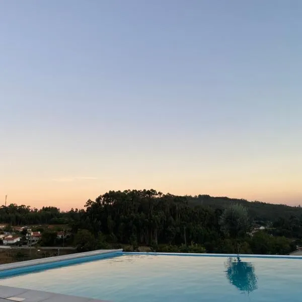 CASA DAS QUINTÃES, hotel v destinaci Figueiredo