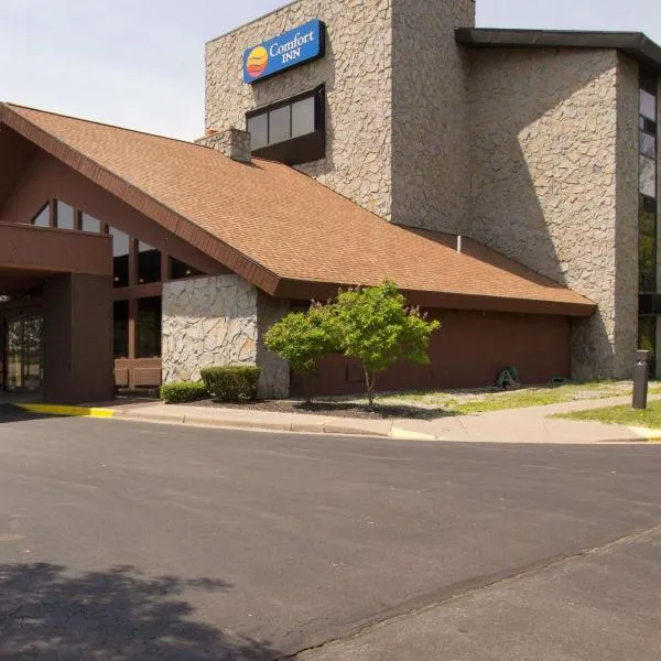 Comfort Inn & Suites Syracuse-Carrier Circle, hotelli kohteessa East Syracuse