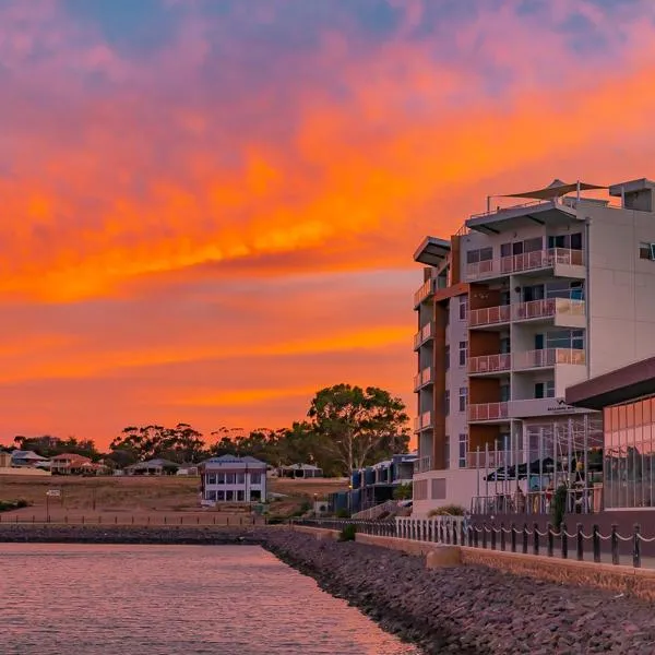 Wallaroo Marina Apartments, hotel di Wallaroo