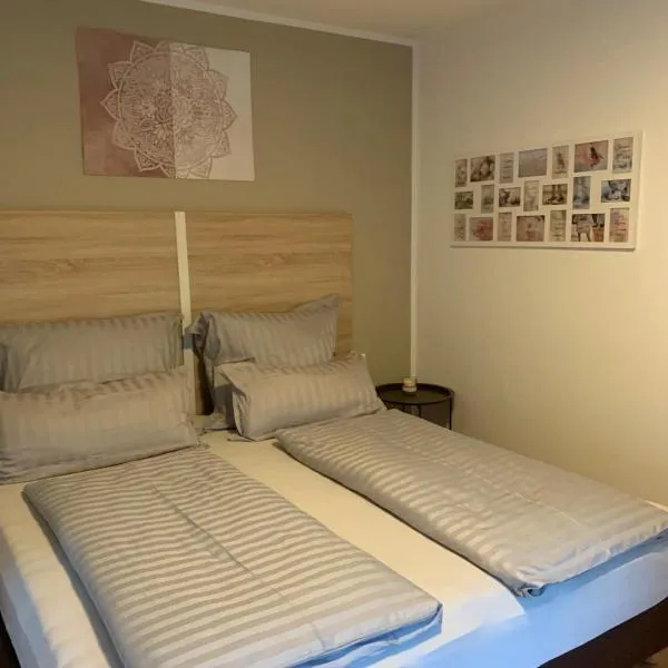 Ferienwohnung KaRo, hotel v destinaci Bodensdorf