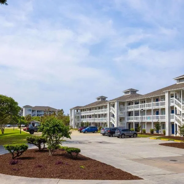 Atlantic Beach Resort, a Ramada by Wyndham, hotel Harkers Islandben