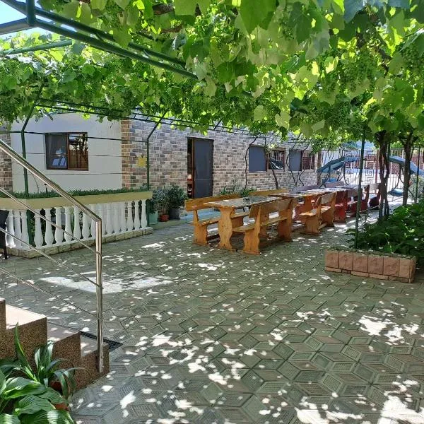 Casa Elena, ξενοδοχείο σε 2 Mai