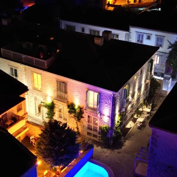 Mavi Konak Alaçatı, hotel din Alacati
