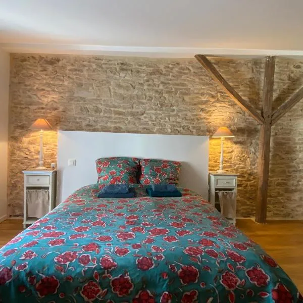 Maison de ville centre historique Fontaine Les Dijon, ξενοδοχείο σε Fontaine-lès-Dijon