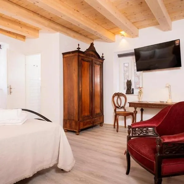 Golubica, hotel v destinaci Stari Grad