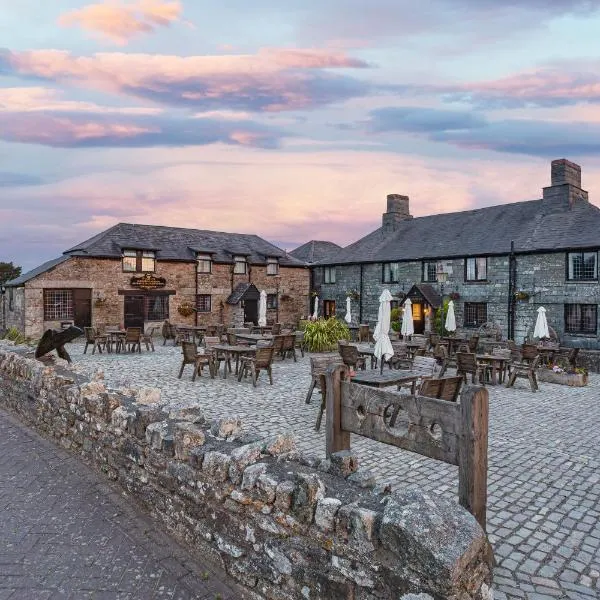 The Jamaica Inn, Bodmin, Cornwall - part of The Coaching Inn Group, hotel v destinaci Bolventor