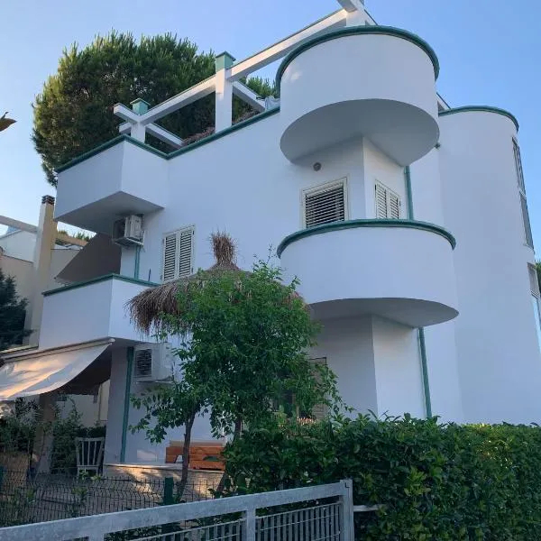 Villa Dyrrahu, hotel v destinaci Golem