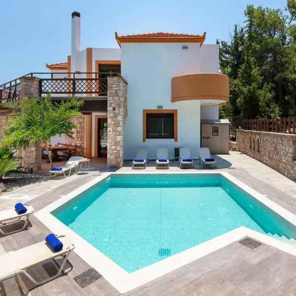 Viesnīca Glamorous Villa Nefeli pilsētā Koskinou