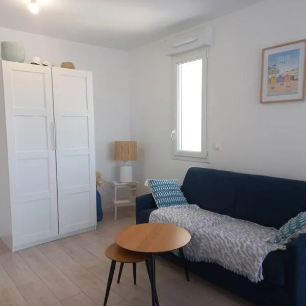 Studio cabine Stella Plage, hotel in Cucq