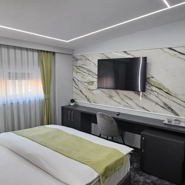 Luxury Room 's, отель в городе Велика-Кладуша