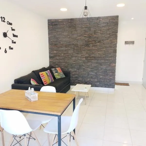 Departamentos Necochea Playa，位于内科切阿的酒店