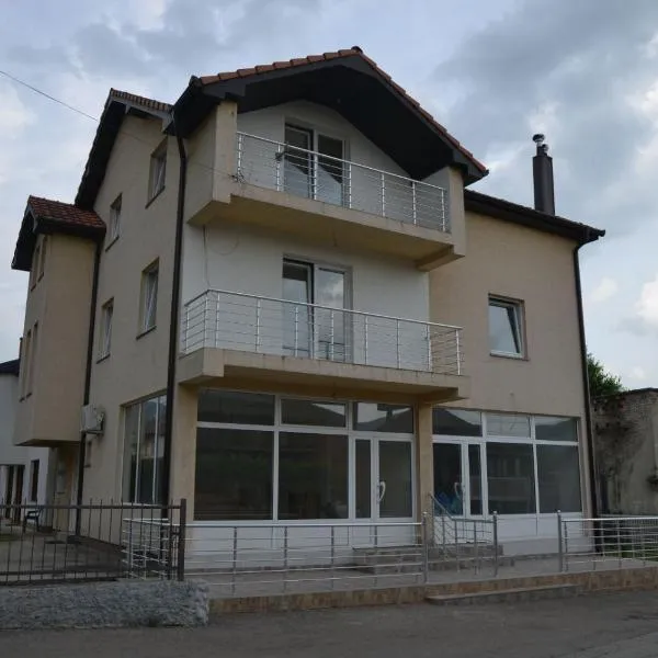 Apartmani Previja โรงแรมในBeran Selo