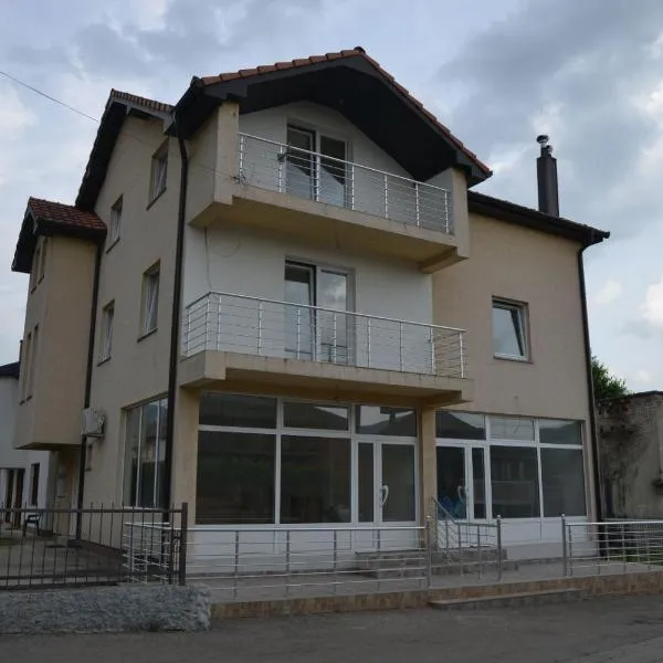 Apartmani Previja, hotel a Beran Selo