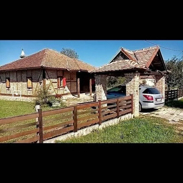 KONACI ČAKAREVIC, hotel v destinaci Dragačica