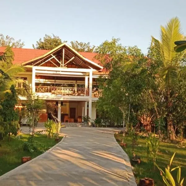 Hôtel La Belle Etoile, hôtel à Labuan Bajo