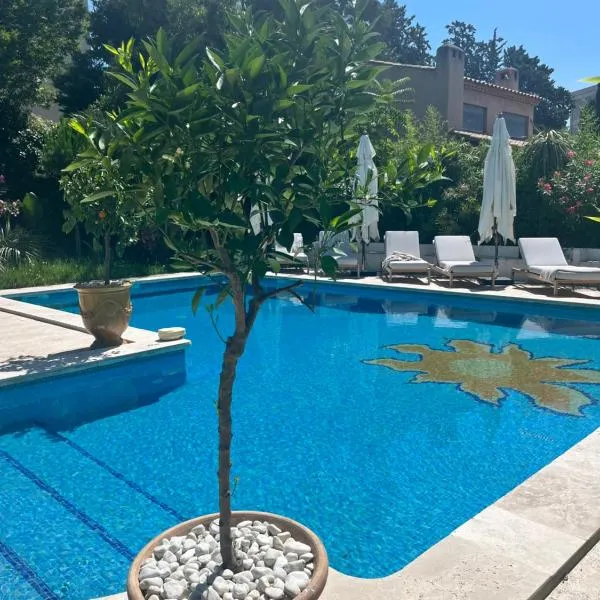 Le Mas Angelussi - Le Clos du Soleil, hotel v destinácii Salon-de-Provence