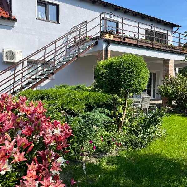 Słoneczny Wodnik, hotel v destinaci Braniewo