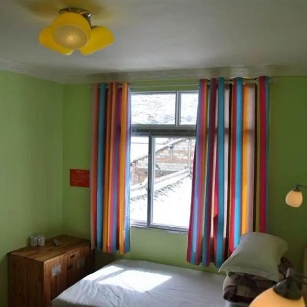 Emma's Guesthouse, hotel in Songpan