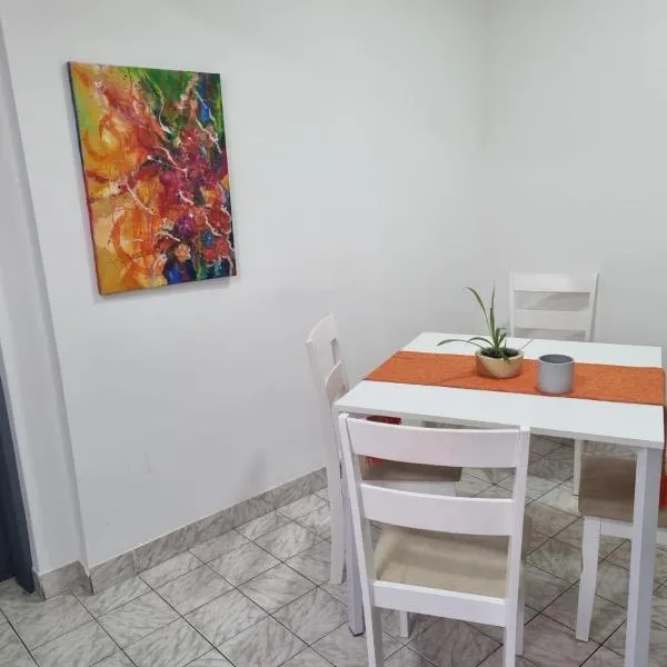 Hermoso departamento con patio en Rio Gallegos, khách sạn ở Río Gallegos