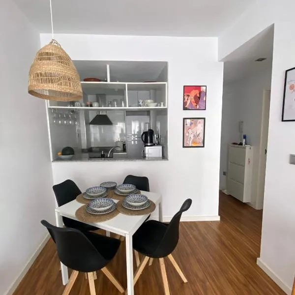 Apartment Del Mar La Mata 130M from Beach, hotel v destinácii La Mata