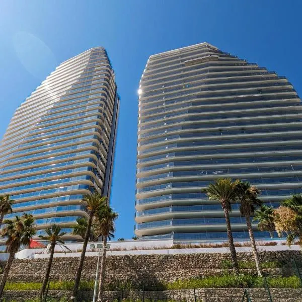 SUNSET CLIFFS stylish apartment, hotel a Benidorm