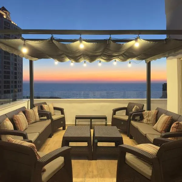 Nabeel Homes - Seaview Rooftop - San Stefano, hotel v destinaci Alexandria