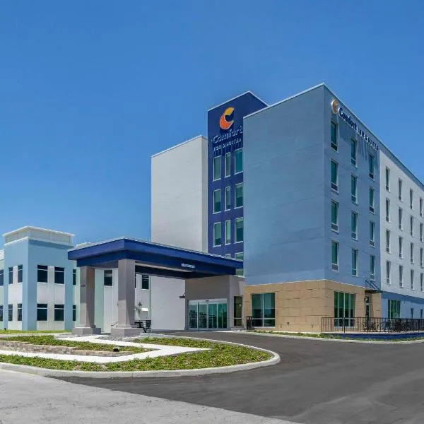 Comfort Inn & Suites New Port Richey Downtown District, hotel v destinaci New Port Richey