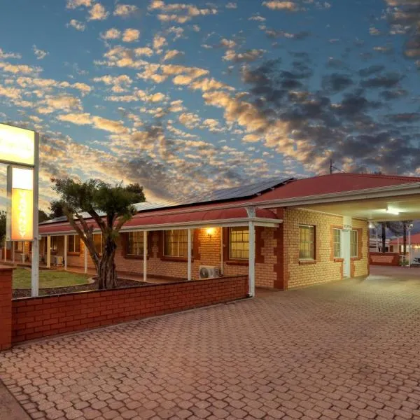Charles Rasp Motor Inn & Cottages, hotel v destinaci Broken Hill