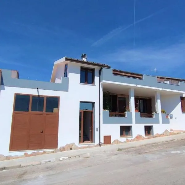 Zeus Casa Vacanza, hotel v destinaci Olmedo
