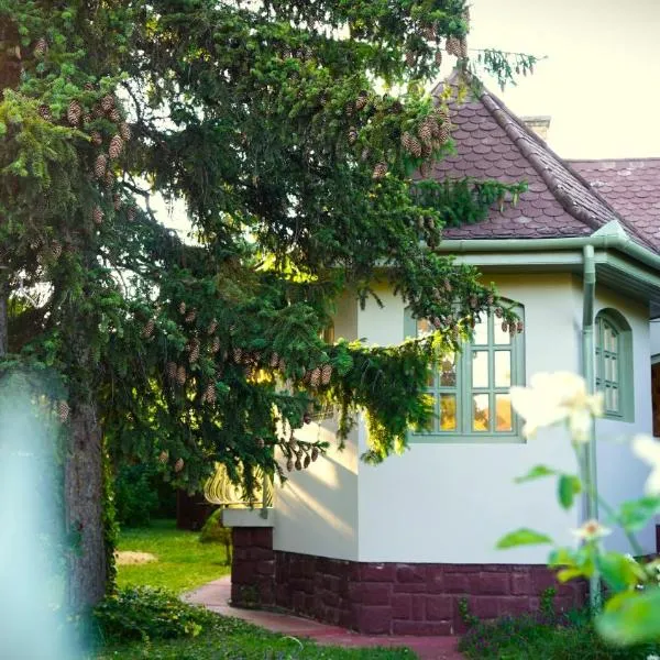 La Casa Nonna, hotel Alsóörsön