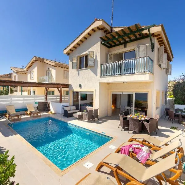 Protaras Artisan Seafront Villa 1, hotell sihtkohas Protaras