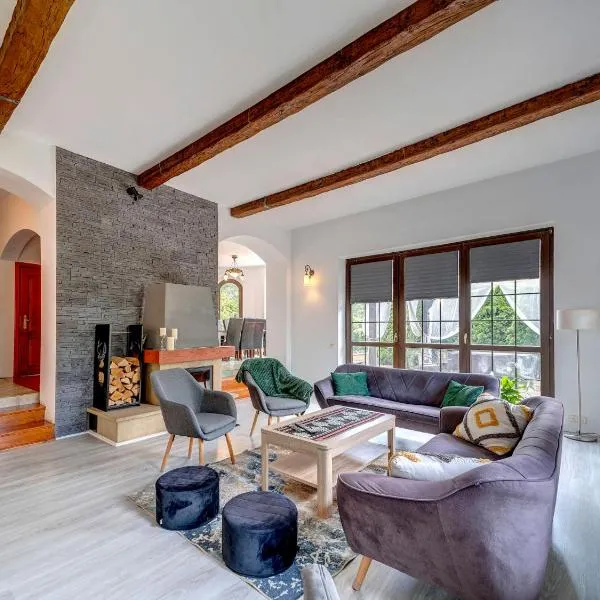 Holiday Home Zameczek Falsztyn by Interhome, hotel in Falsztyn