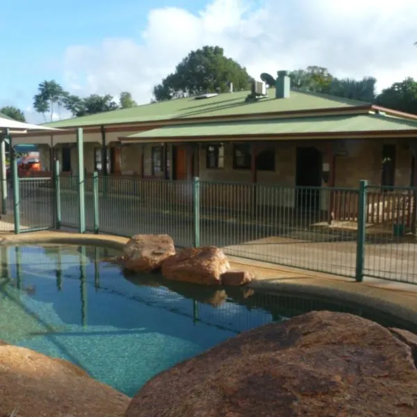 Curtain Fig Motel, hotel en Lake Eacham