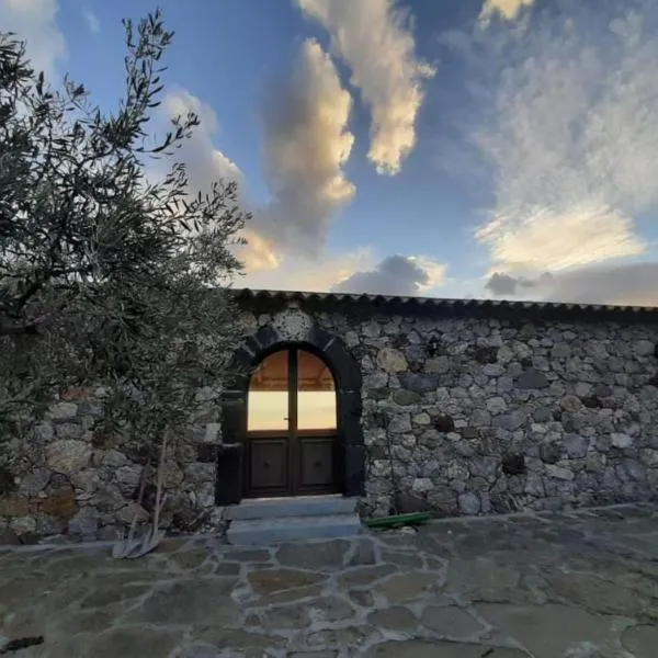 Villa Jewels 2, hotel in Gaggi