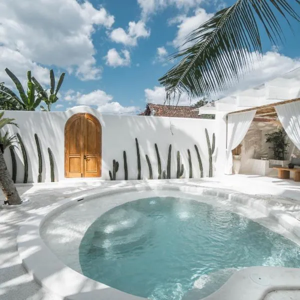 Bohemian Jogja Villas with Private Pool, hotel v destinaci Kejayan