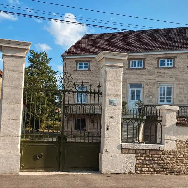 Villa Valdejo، فندق في Valdelancourt