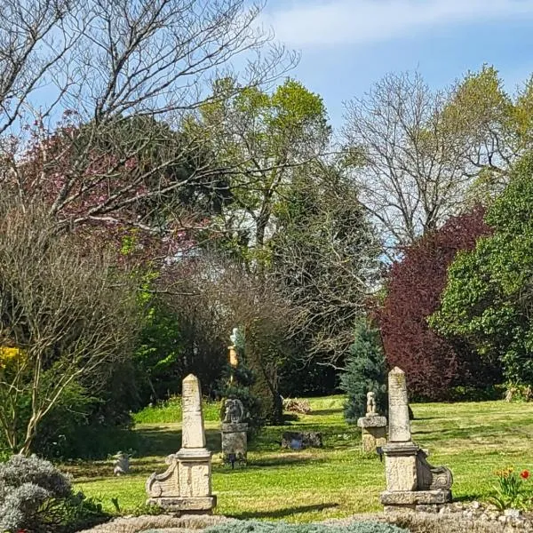 La Closeraie Saint Girons, hotel in Saint-Vivien-de-Blaye