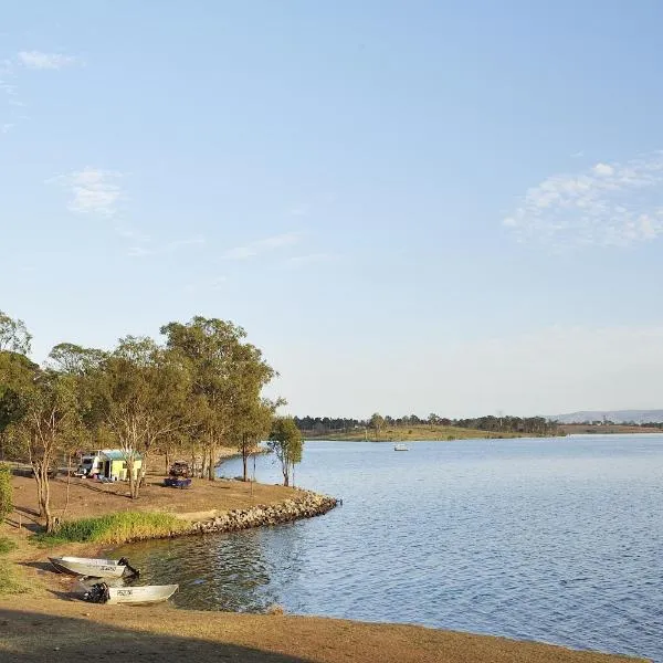 NRMA Lake Somerset Holiday Park, hotel en Somerset Dam