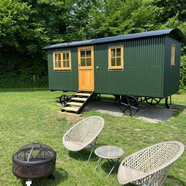 Troytown Farm Shepherds hut, hotell i Puddletown