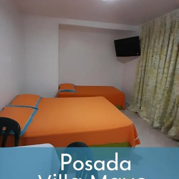 Habitación Triple Equipada, Posada Villa Mayo a 5 minutos de Playa Parguito、Loma de Guerraのホテル